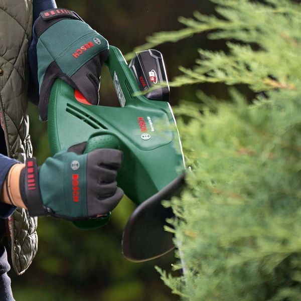 Кущоріз акумуляторний Bosch / Бош EasyHedgeCut 18-45 (Швеція) 0600849H02 фото