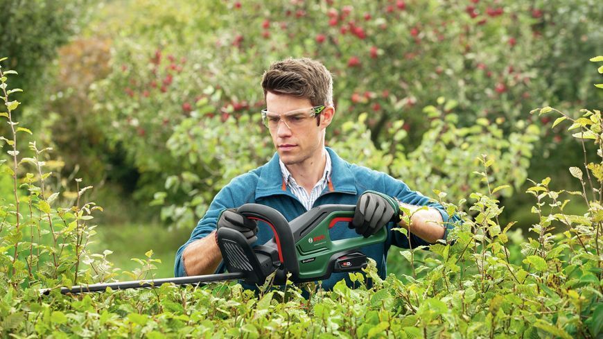 Кущоріз акумуляторний Bosch / Бош UniversalHedgeCut 18V-50 (Швеція) 0600849K0 фото