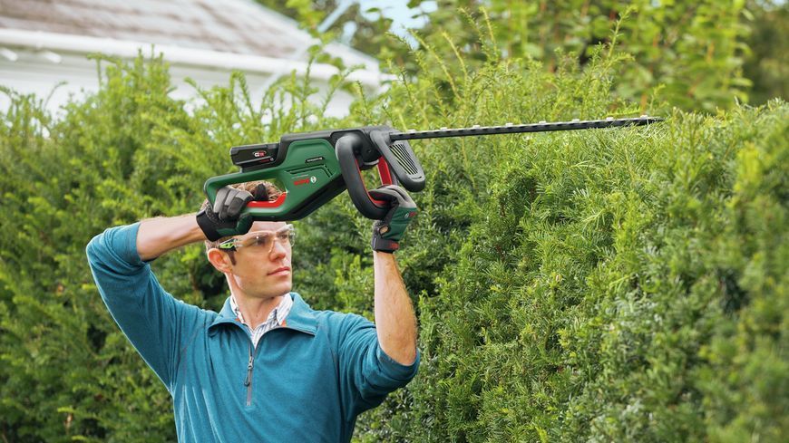 Кущоріз акумуляторний Bosch / Бош UniversalHedgeCut 18V-50 (Швеція) 0600849K0 фото