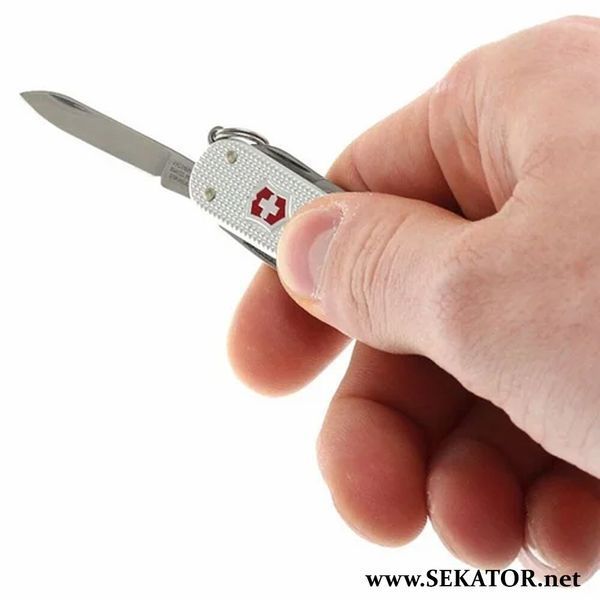 Мініатюрний мультитул Victorinox / Вікторінокс Classic ALOX (Швейцарія) Vx06221.26 фото
