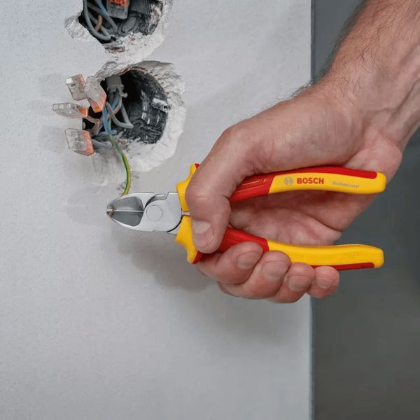 Набір інструментів електрика Bosch / Бош 1600A02NG4 в кейсі, 37 шт. 1600A02NG4 фото